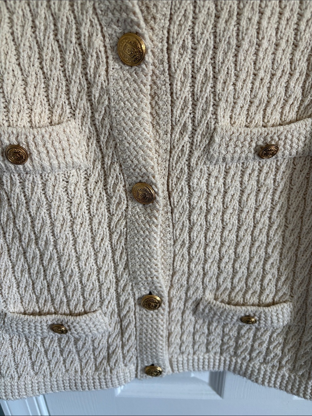 Zara Cream Cable Knit Sleeveless Sweater Vest with Gold Buttons Size Medium - Picture 4 of 6